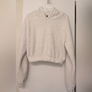 AQ SPORT Cozy White Fleece Pullover (L)